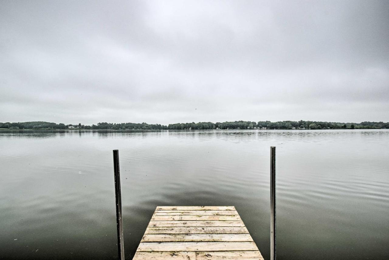 Cozy Amish Country Cabin On Shipshewana Lake! エクステリア 写真